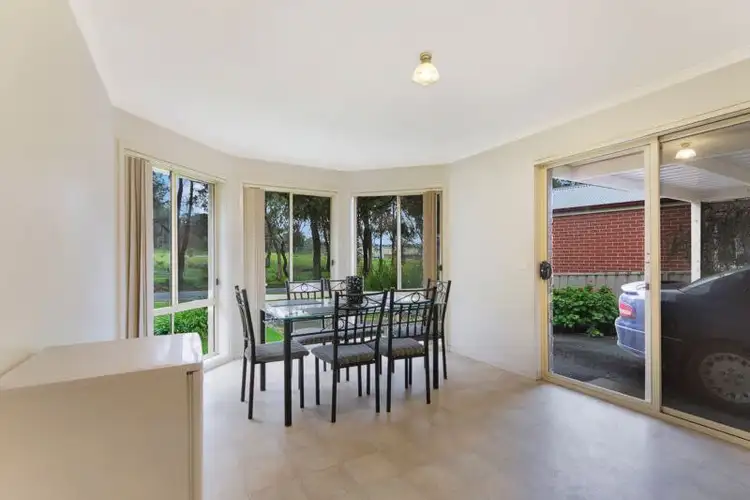 Second view of Homely house listing, 21 Ennor Place, Kangaroo Flat VIC 3555