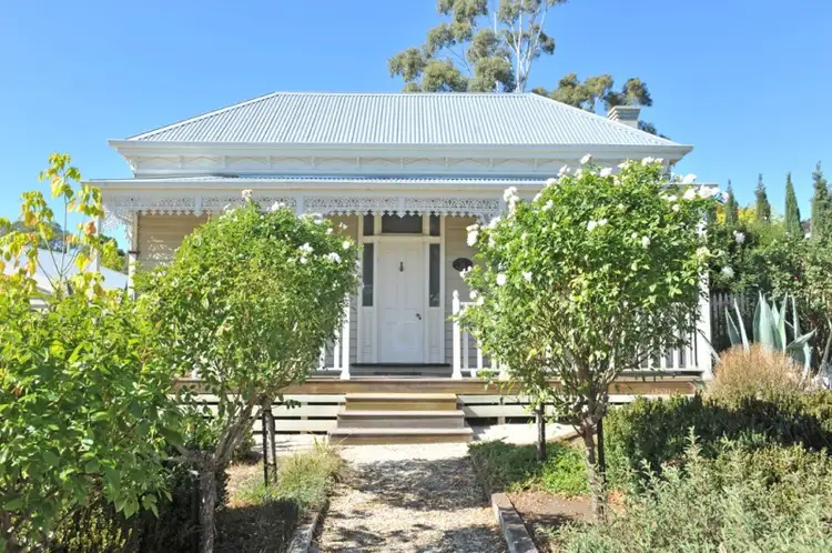 35 Parker Street, Maldon VIC 3463