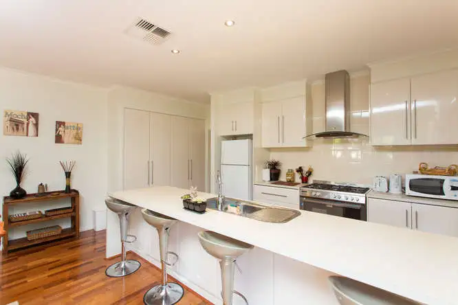 Second view of Homely house listing, 25 Tasman Court, Mildura VIC 3500