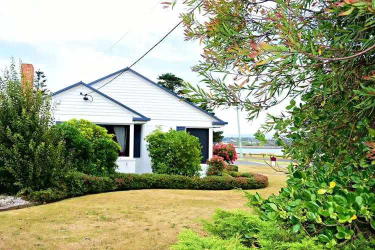 26 Esplanade North, George Town TAS 7253