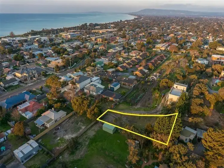 10 Saville Crt, Rye VIC 3941