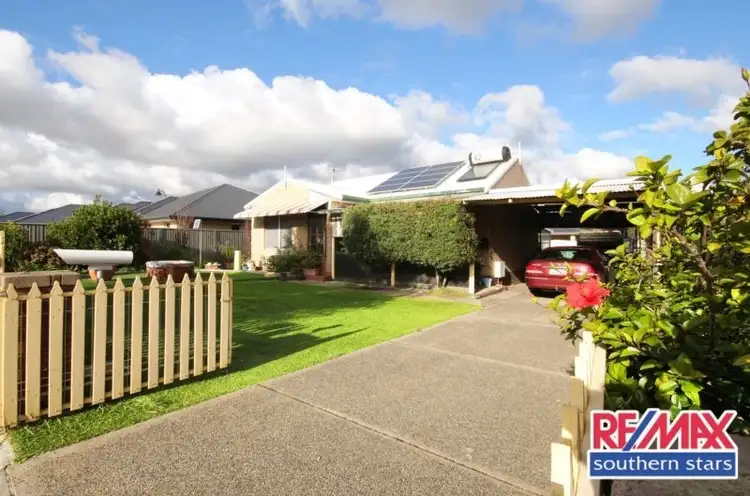 62 Reginald Street, Queens Park WA 6107