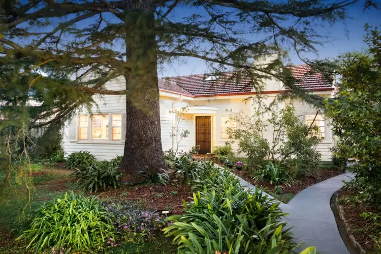 20 Kent Road, Surrey Hills VIC 3127