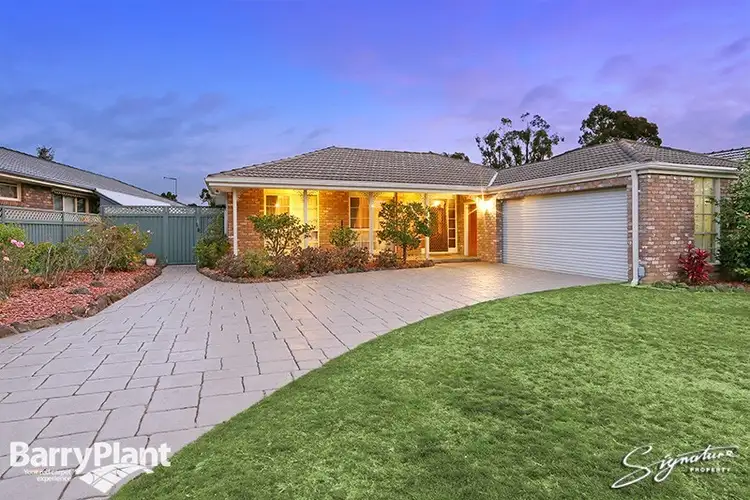 29 Lakeside Boulevard, Rowville VIC 3178
