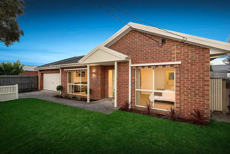 1b Derby Parade, Chelsea VIC 3196