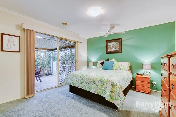 Fifth view of Homely house listing, 29 Kenswick Drive, Hillside VIC 3037