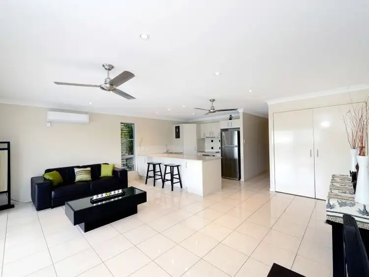 Main view of Homely unit listing, 2/60 Kates Street, Morningside QLD 4170