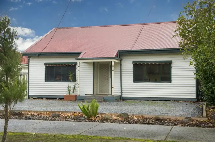 32 Maidstone Street, Ringwood VIC 3134