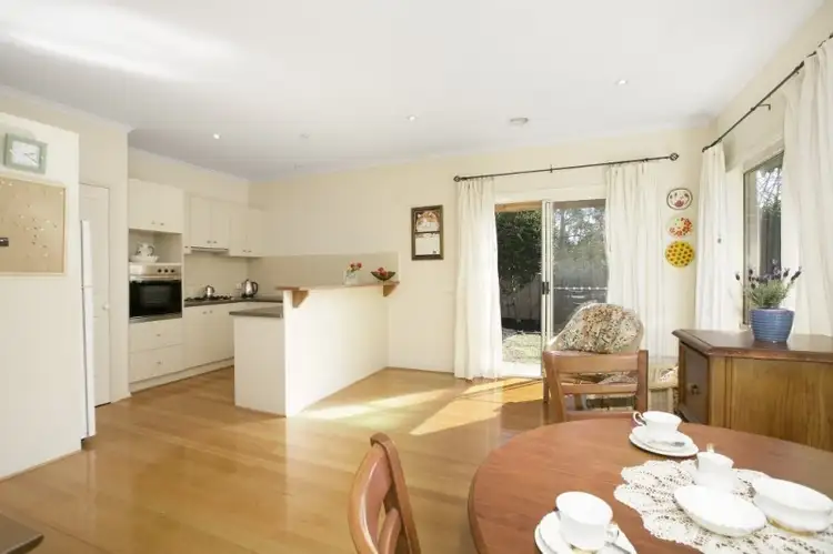 Fifth view of Homely townhouse listing, 2/33 Sesame Street, Mount Waverley VIC 3149