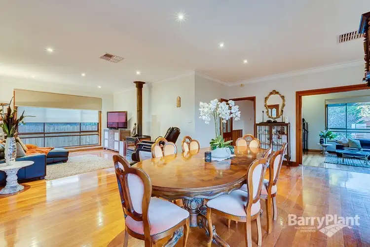 Fifth view of Homely house listing, 32 Messina Crescent, Taylors Lakes VIC 3038