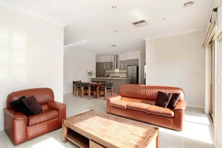 Sixth view of Homely unit listing, 1/2 Banksia Grove, Tullamarine VIC 3043