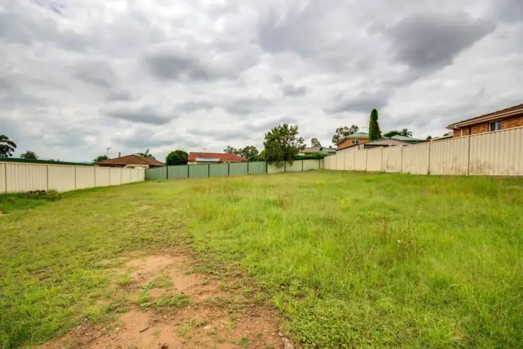 15 Verona Close, Rutherford NSW 2320