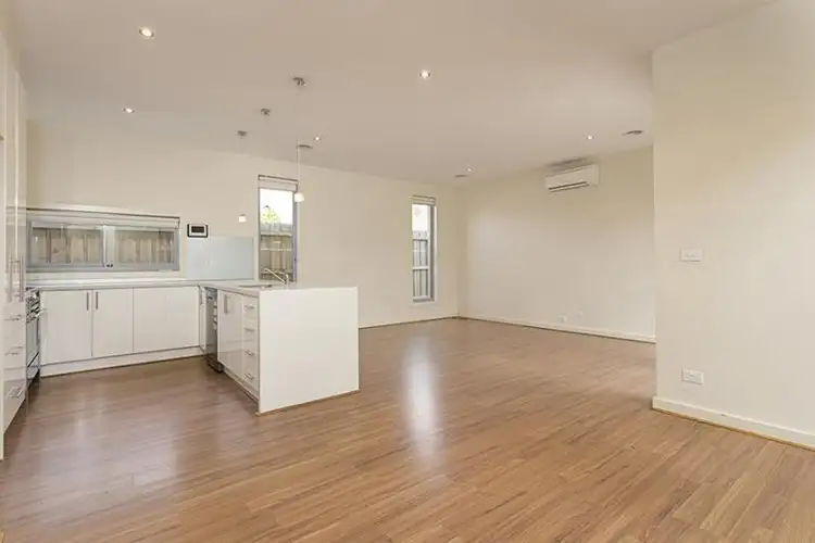 Second view of Homely townhouse listing, 3/90 Catherine Avenue, Chelsea VIC 3196
