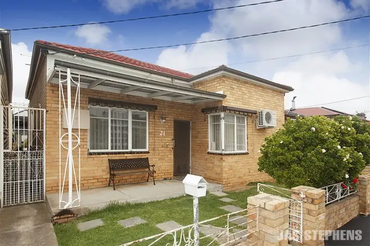 21 Alexander Street, Seddon VIC 3011