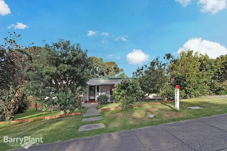 38 Bruce Crescent, Ferntree Gully VIC 3156