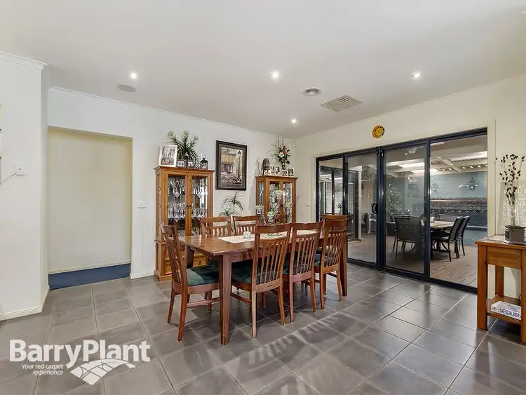 Fourth view of Homely house listing, 3 Fairfield Walk, Cairnlea VIC 3023