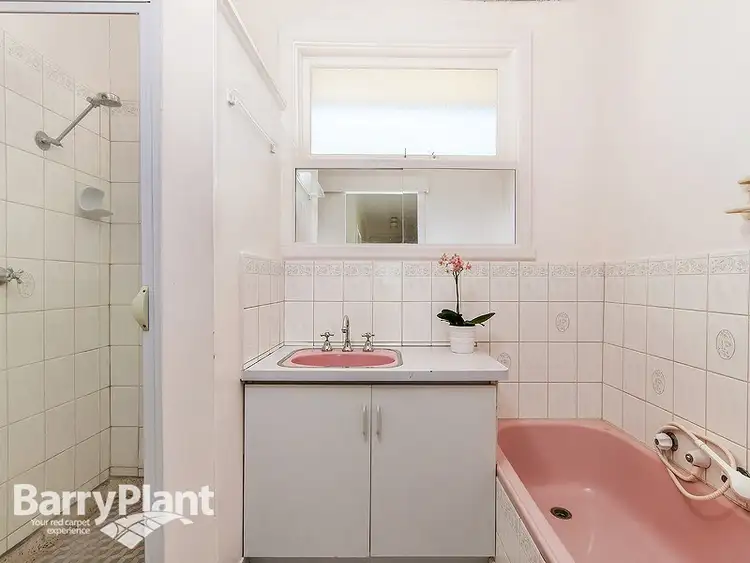 Sixth view of Homely house listing, 11 Breydon Court, St Albans VIC 3021