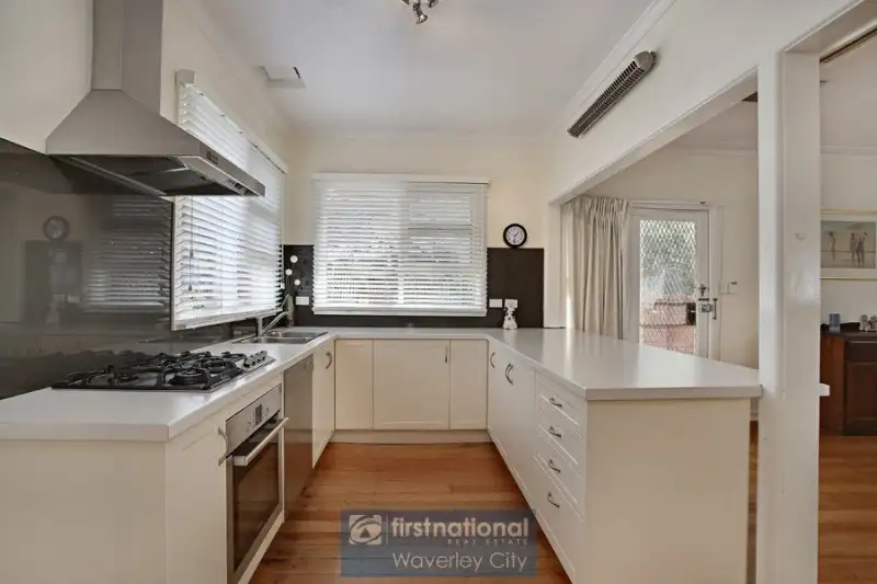 Main view of Homely house listing, 5 Nellie Court, Mount Waverley VIC 3149