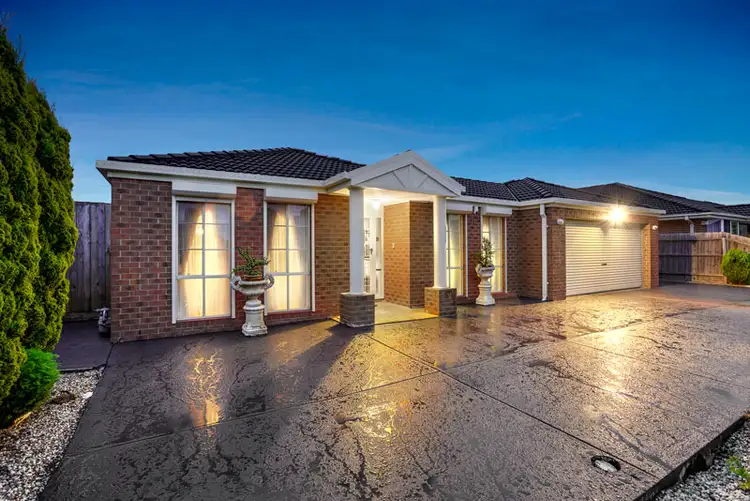11 Exhibition Parade, Taylors Hill VIC 3037