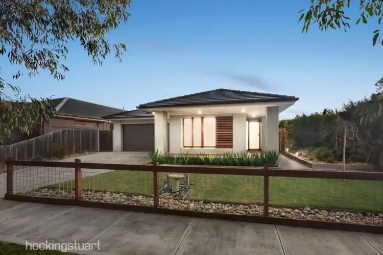 17 Kyneton Avenue, Eynesbury VIC 3338