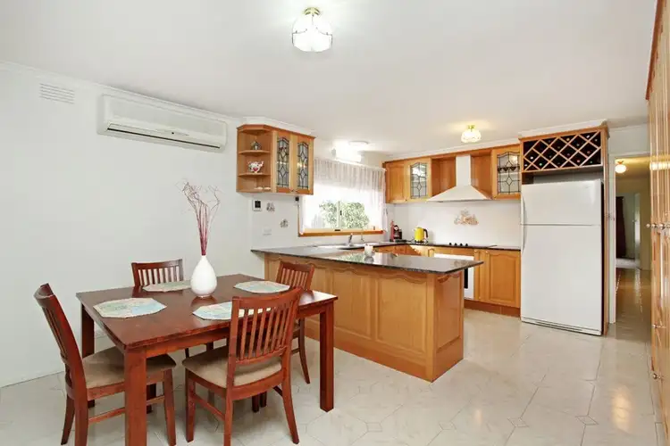Sixth view of Homely house listing, 15 Castleton Court, Gladstone Park VIC 3043
