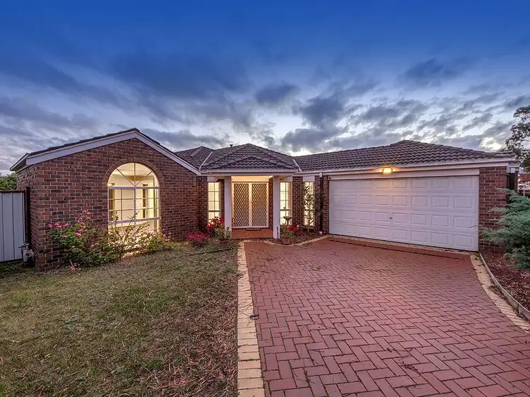15 Bedingham Drive, Hillside VIC 3037