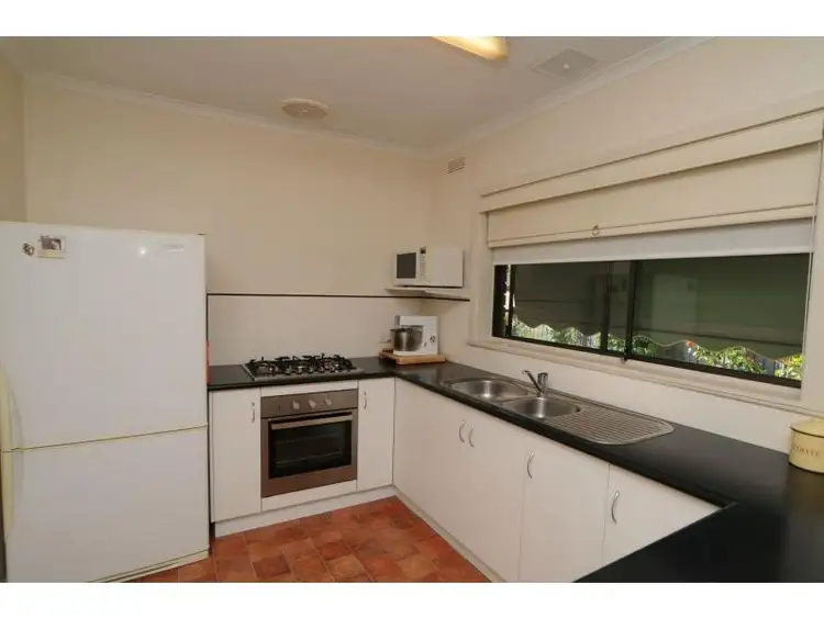 Third view of Homely apartment listing, Unit 2/28 Clark Street, Wangaratta VIC 3677