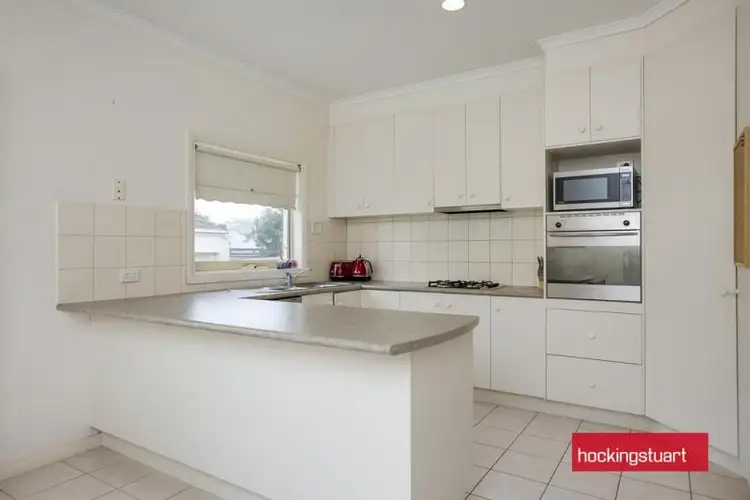 Fifth view of Homely townhouse listing, 3/10 Lucerne Avenue, Mornington VIC 3931