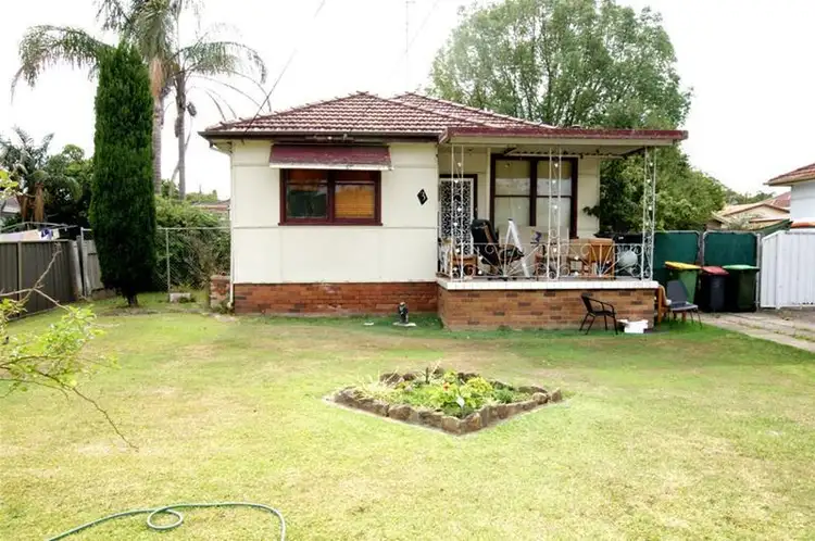 3 Benfield Parade, Panania NSW 2213