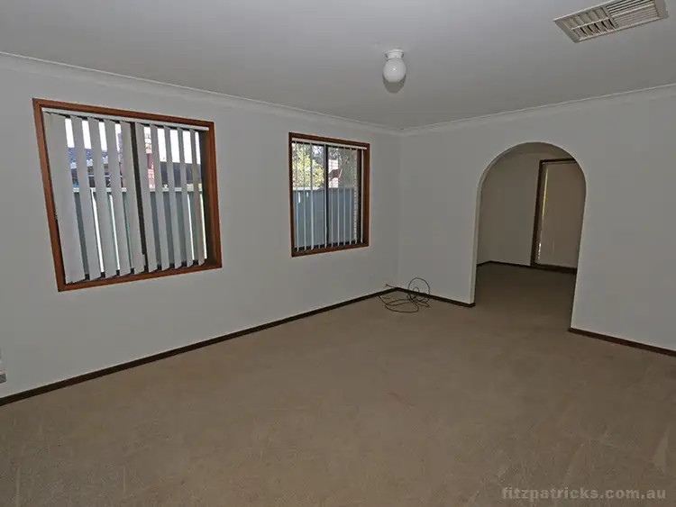Sixth view of Homely house listing, 25 Pinaroo Drive, Glenfield Park NSW 2650