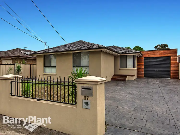 37 Woodland Drive, Albanvale VIC 3021