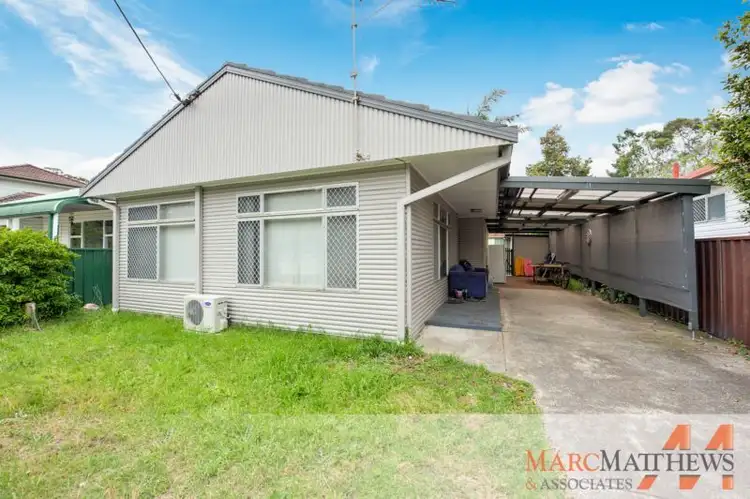 19 Lone Pine Ave, Umina Beach NSW 2257