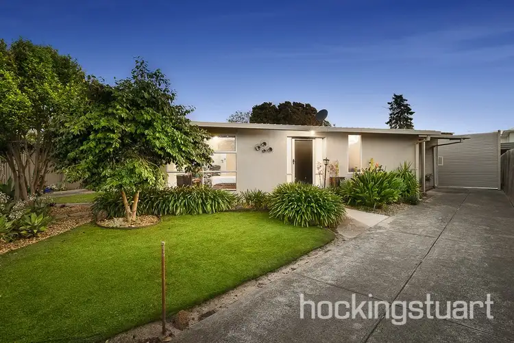24 McCulloch Avenue, Seaford VIC 3198