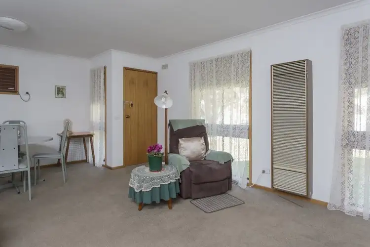 Fourth view of Homely unit listing, 2/33 Mitchell Street, Kangaroo Flat VIC 3555
