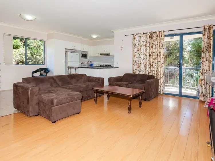 Fourth view of Homely unit listing, 1/87-89 Stapleton St, Pendle Hill NSW 2145