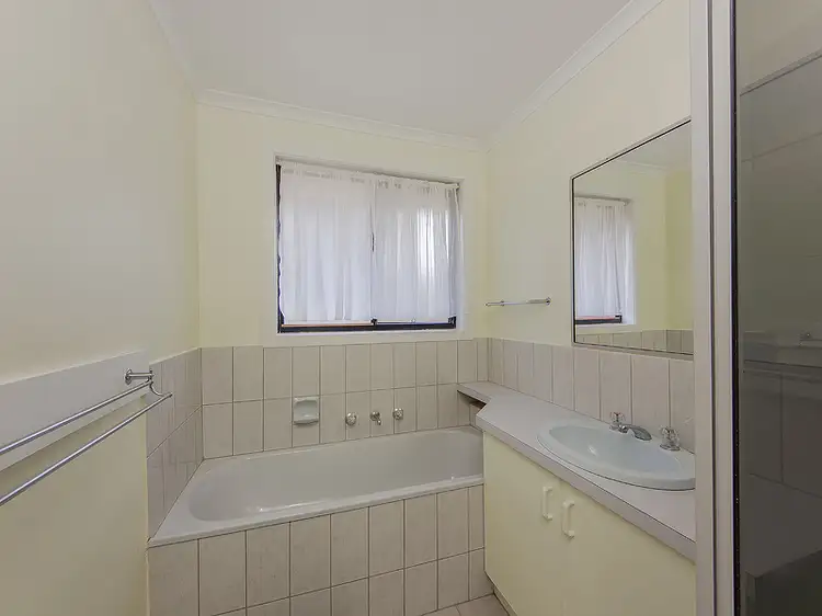 Seventh view of Homely villa listing, 2/8 Pilain Crescent, Keilor Downs VIC 3038