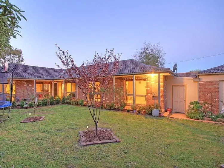 27 Verona Street, Vermont South VIC 3133