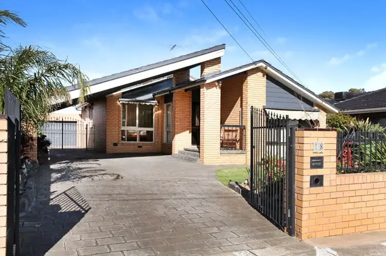 18 Henley Drive, Gladstone Park VIC 3043