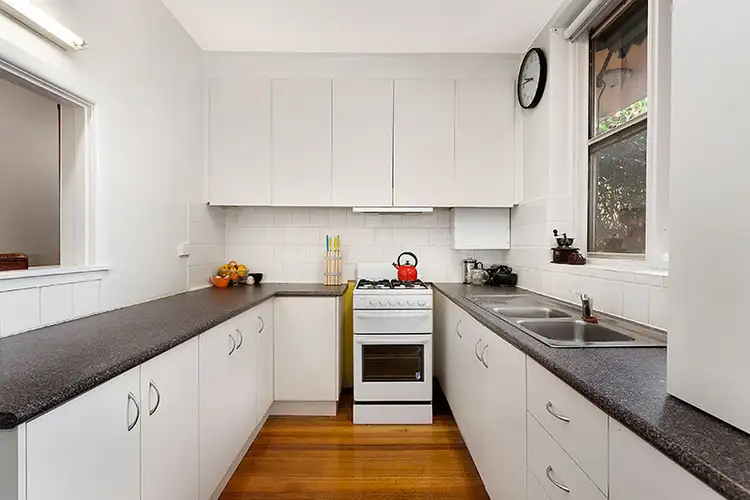 Fourth view of Homely apartment listing, 5/1 Brookfield Court, Hawthorn East VIC 3123