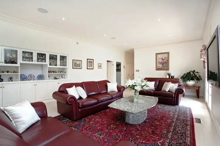 Sixth view of Homely house listing, 2 Welburn Place, Greenvale VIC 3059