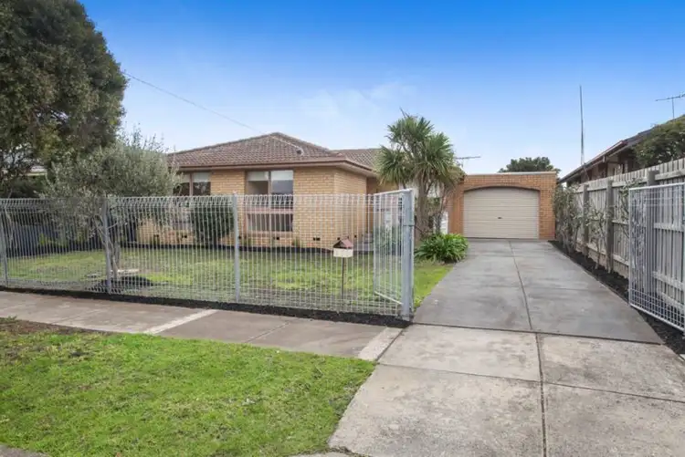 Second view of Homely house listing, 34 Cassandra Drive, Gladstone Park VIC 3043