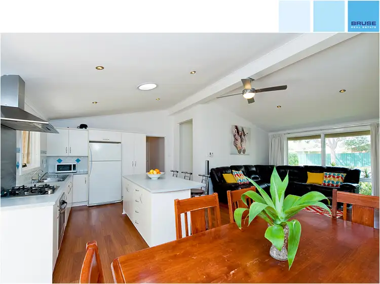 Fourth view of Homely house listing, 2 Chatswood Grove, Newton SA 5074