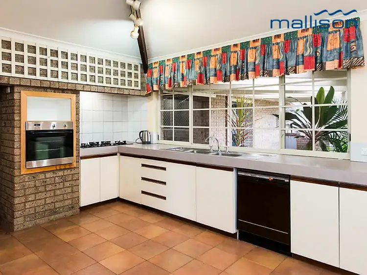 Seventh view of Homely house listing, 6 Geographe Way, Thornlie WA 6108