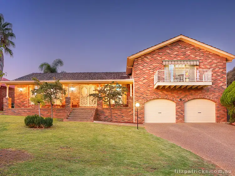 19 Lincoln Avenue, Tolland NSW 2650
