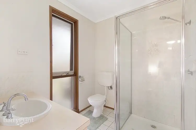 Seventh view of Homely house listing, 7 Florence Avenue, Berwick VIC 3806