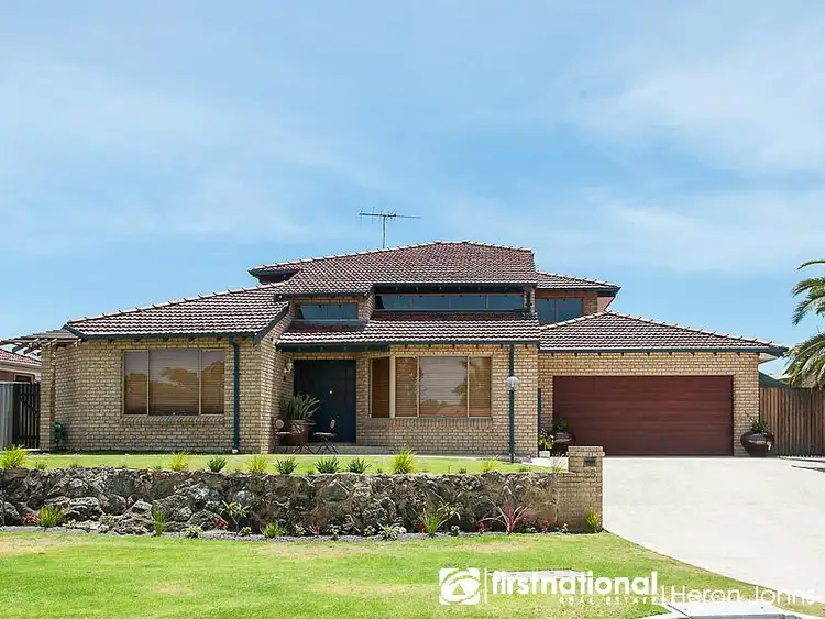 25 Devenish Way, Leeming WA 6149