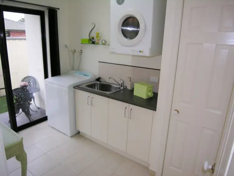 Seventh view of Homely unit listing, 4/10 Weir Street, Sale VIC 3850