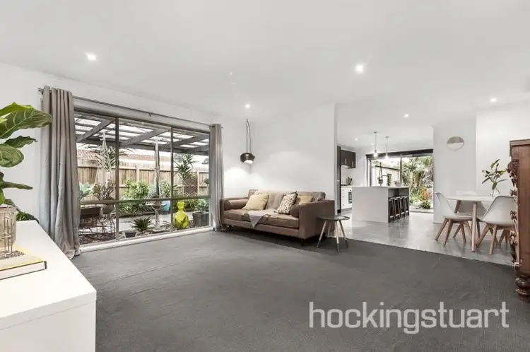 73 Darnley Drive, Skye VIC 3977