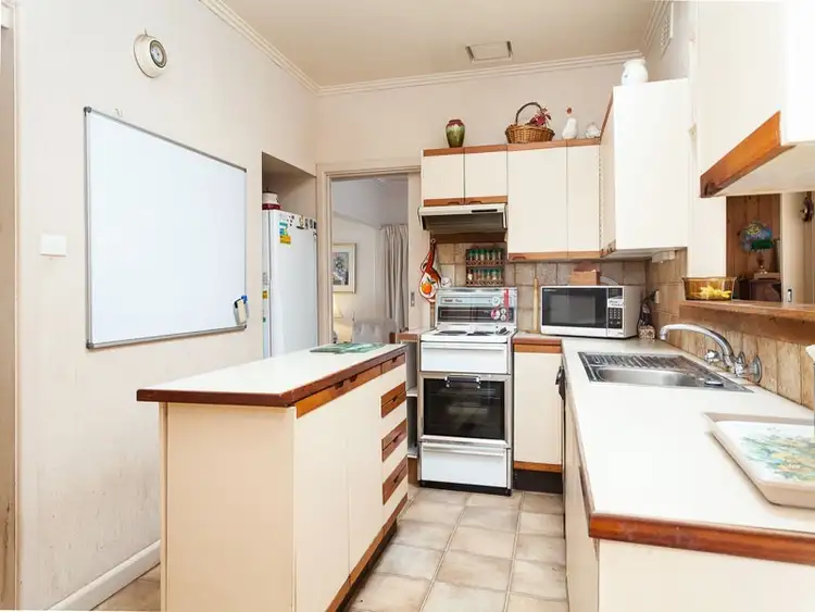 Third view of Homely house listing, 5 Albert Street, Mount Waverley VIC 3149