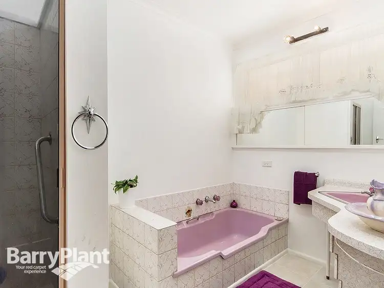 Seventh view of Homely house listing, 17 Chestnut Drive, St Albans VIC 3021